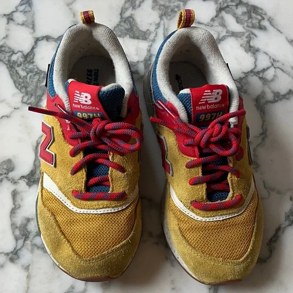 NEW BALANCE 997H LITTLE KID 'VARSITY GOLD MULTI' size 13 - Picture 2 of 7